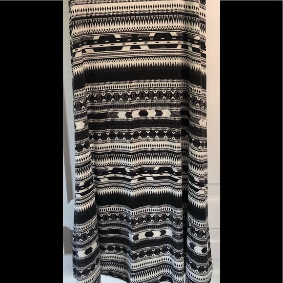 3 for $20 - NWOT Long Mossimo Skirt - Picture 3 of 3